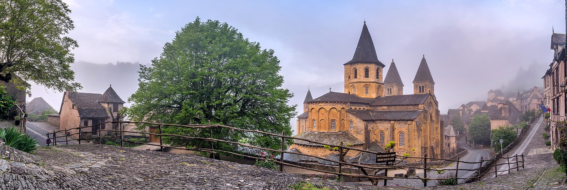 Le tympan de l’abbatiale Sainte-Foy de Conques