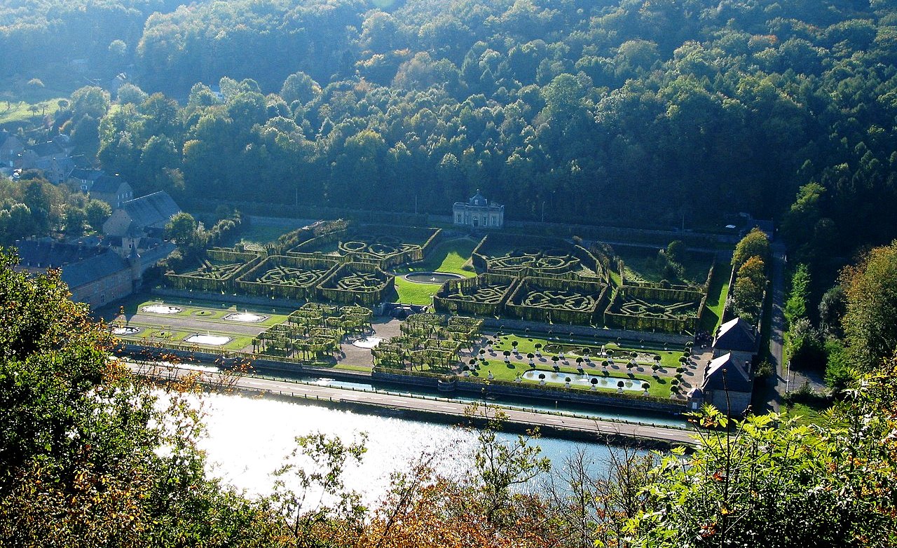 Le château de Freÿr