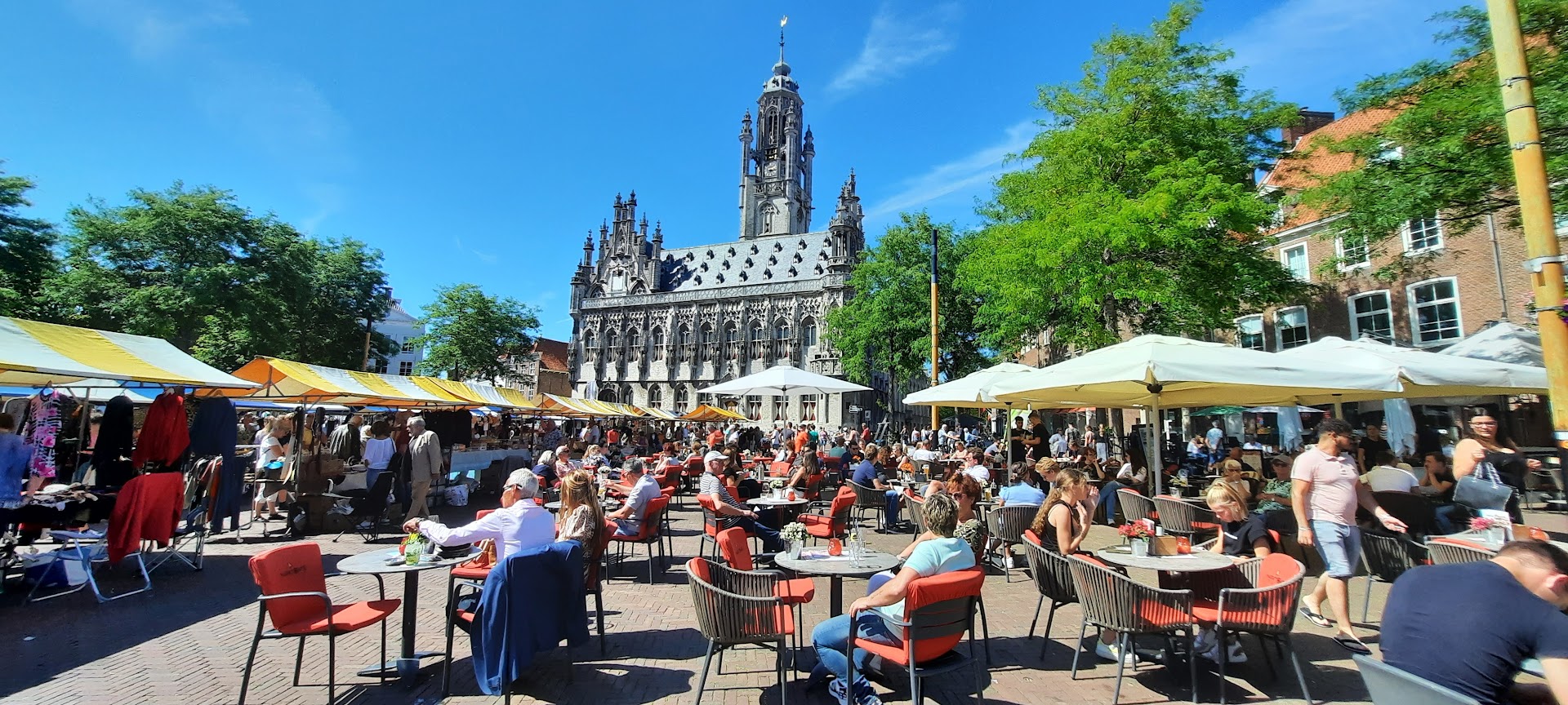 Le marché de Middelburg, chef-lieu de la province de Zélande. Pays-Bas. Photo  © Daniel Desjardins