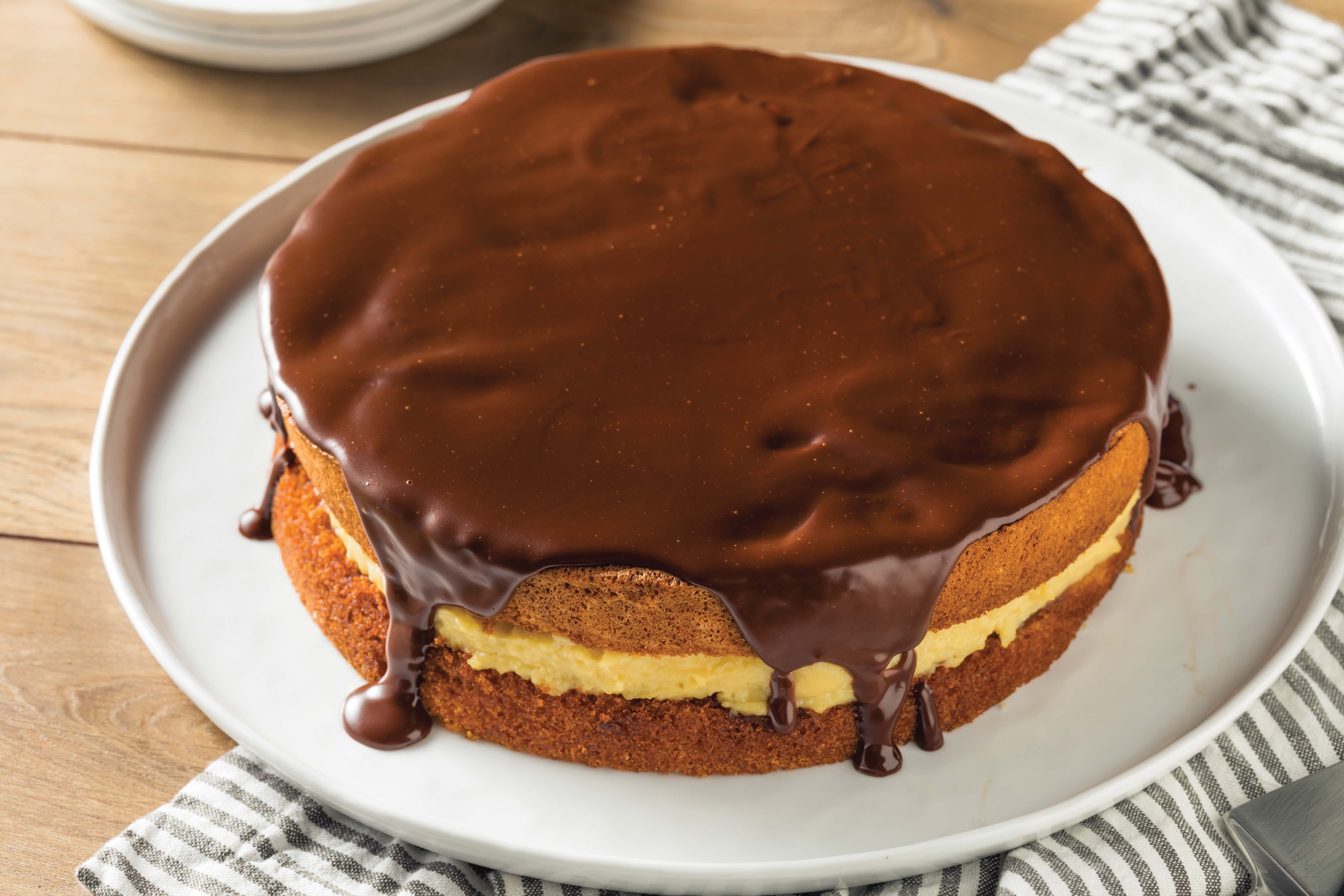 Boston cream pie
©iStockphoto / bhofack2