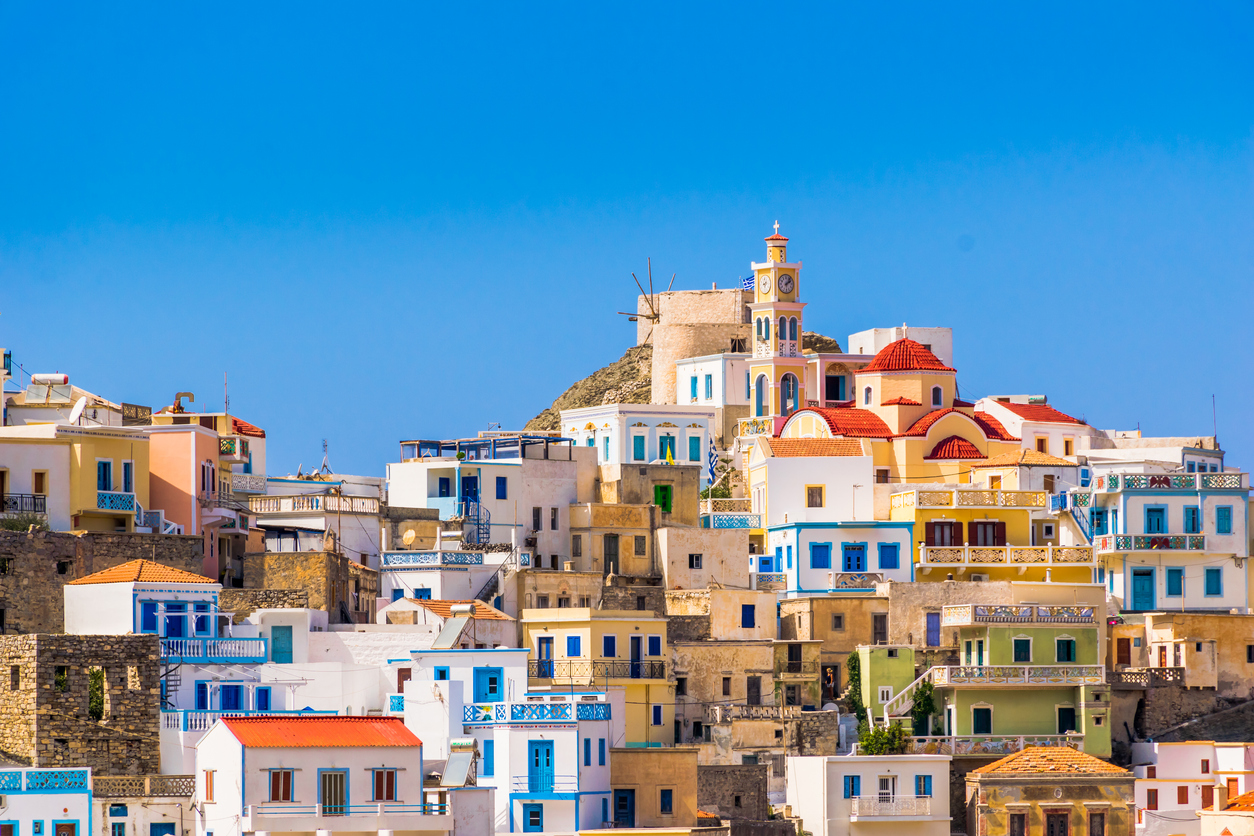 Le village d'Olympos sur l'île de Karpathos, Dodécanèse, Grèce. © iStock/ Anyarnia