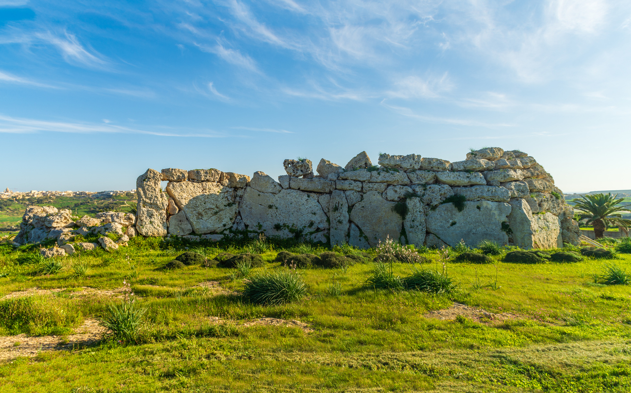 Le temple de Ggantija sur l'île de Gozo à Malte  © iStock / PabloMendo
