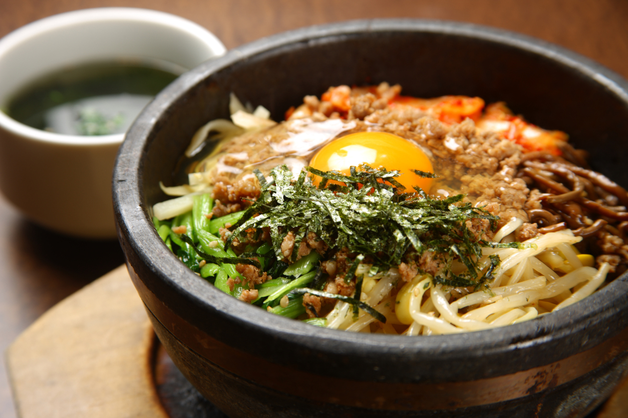 Un bibimbap, typique de la cuisine coréenne.  © iStock / deeepblue