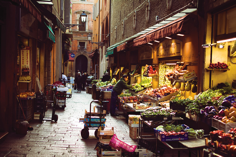 Bologna_Via_Pescherie_Vecchie_01.tif