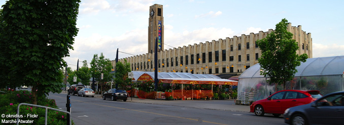 Les march&eacute;s publics de Montr&eacute;al en v&eacute;lo