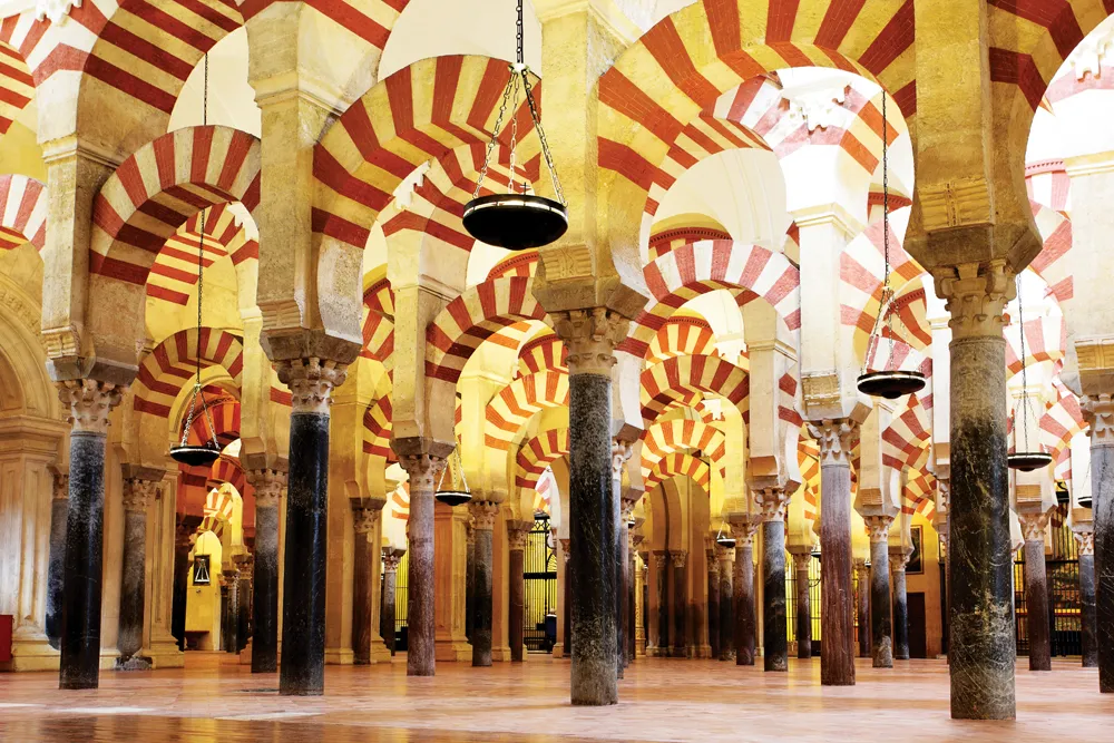 Forêt d’arcades, Mezquita-Catedral de Córdoba. 
©iStockphoto.com/zoom-zoom 