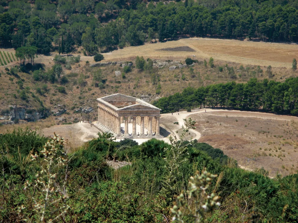 Le temple de Ségeste, Sicile | © Claude Morneau