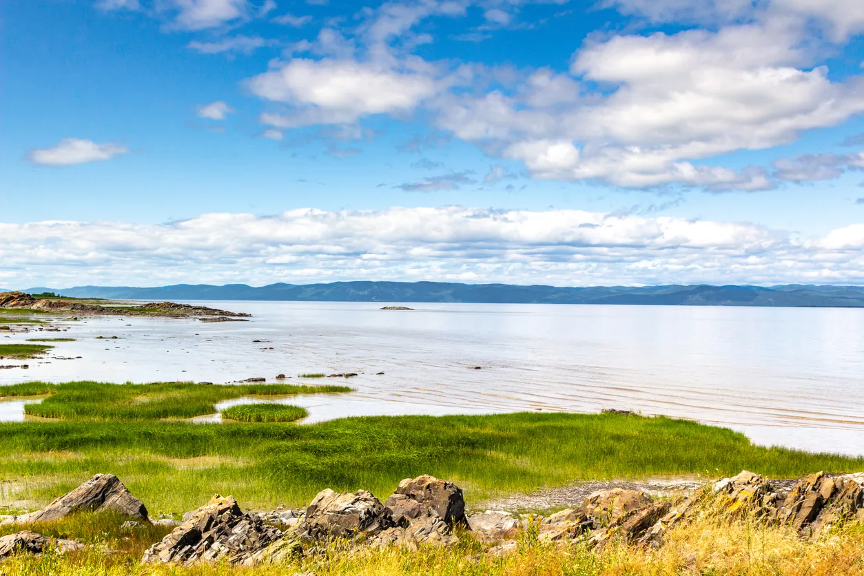 Le Saint-Laurent près de Saint-Jean-Port-Joli, sur la rive sud. © iStock / MichelGuenette