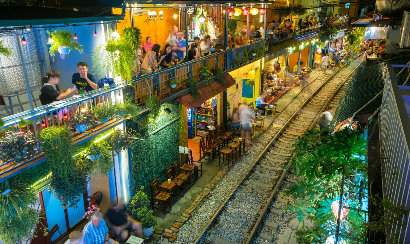 La rue Phung Hung à Hanoi © iStock / monticelllo