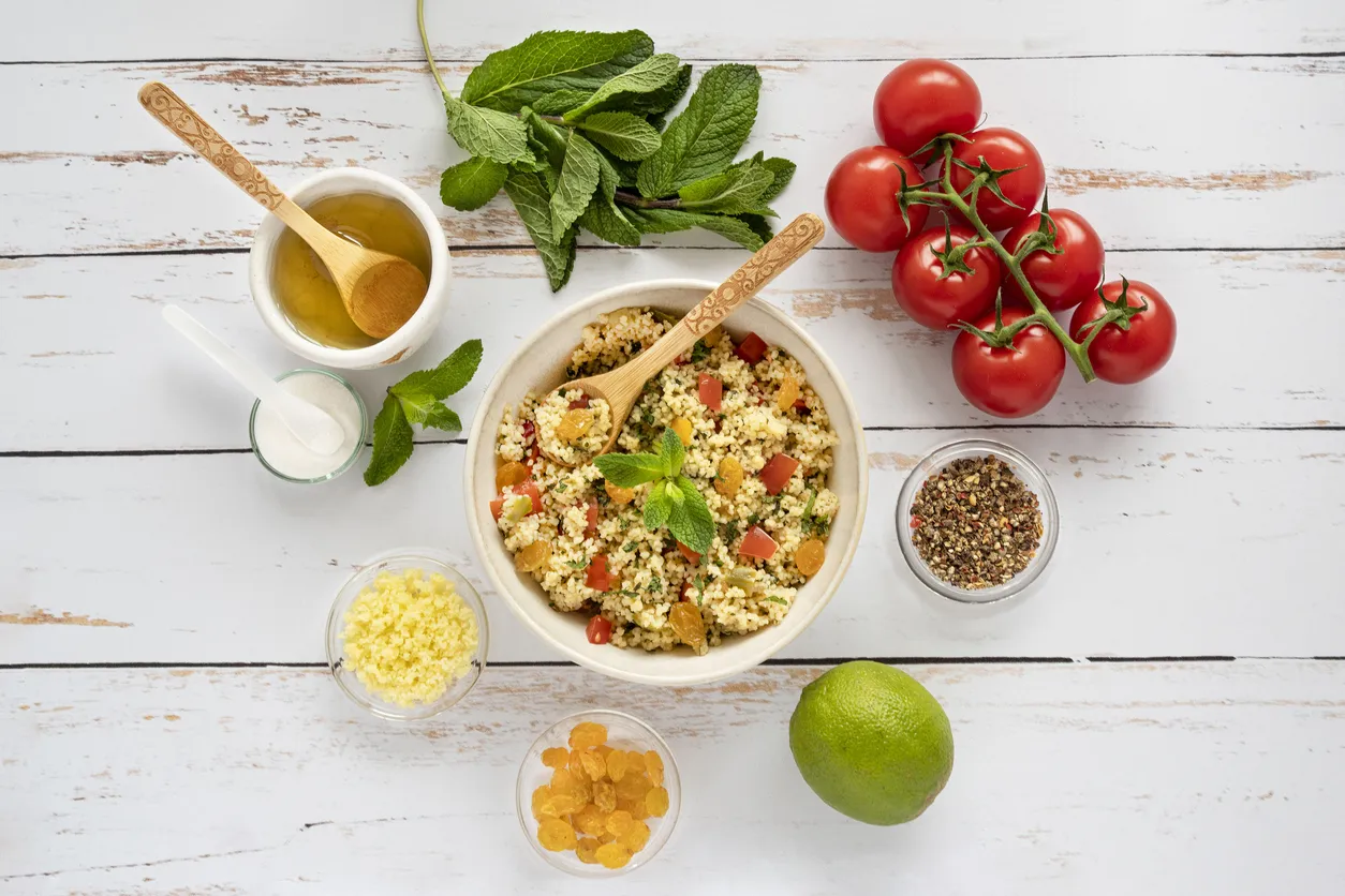 Le taboulé et ses ingrédients  © iStock / :Sissoupitch
