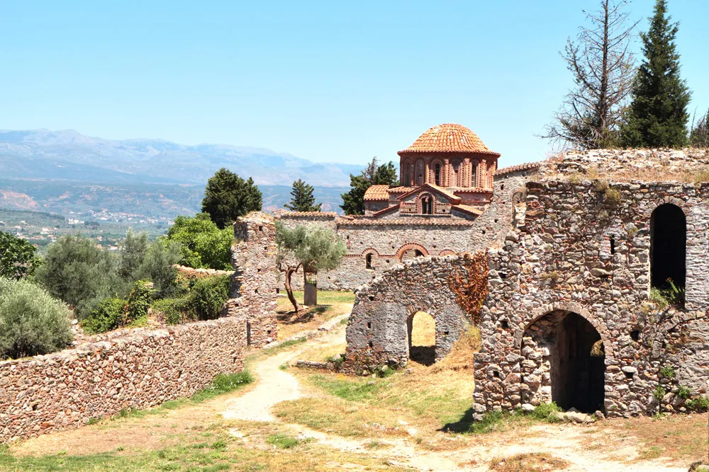 Mistra, près de Sparte, Grèce | © TerryJLawrence