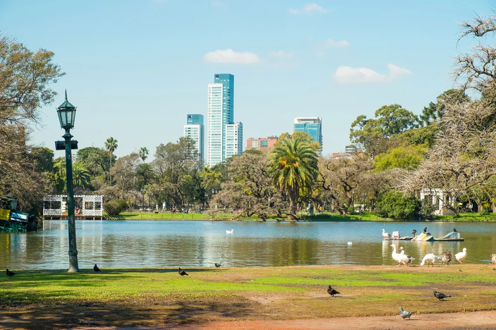 Les Bosques de Palermo, le Parque Tres de Febrero, une grande zone verte située dans le quartier de Palermo, à Buenos Aires, Argentine | © OlafSpeier