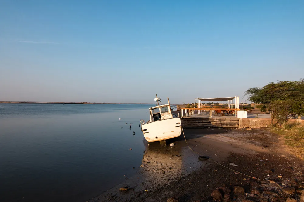 Fleuve Saloum, près de Kaolack, au Sénégal, Afrique de l’Ouest | © evenfh