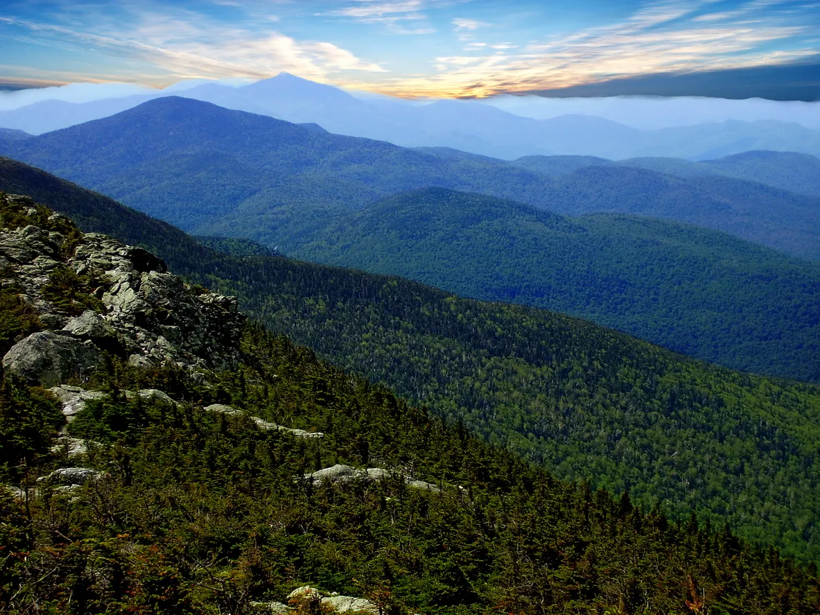 Vue du Camel’s Hump (la bosse de chameau) depuis le mont Mansfield au Vermont © iStock /stockphoto52