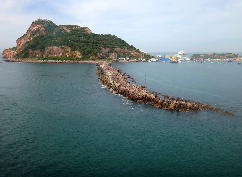 Vue des îles de Mazatlán, au Mexique, depuis un paquebot de croisière | © LifeofRileyDesign