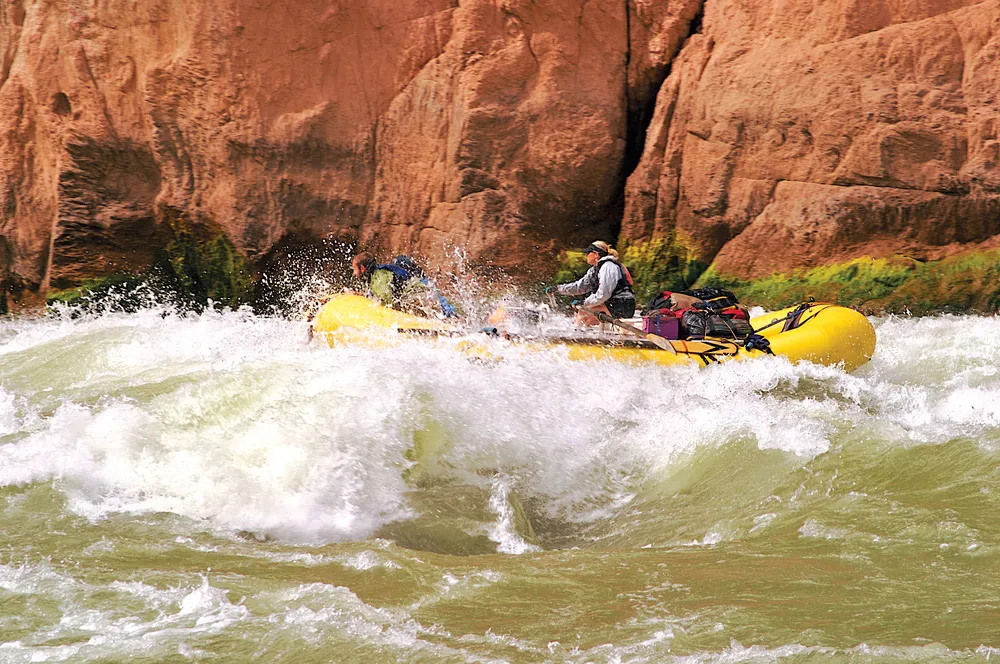 Descente de rivière sur le fleuve Colorado au sein du Grand Canyon.  | © iStockphoto.com/tonda