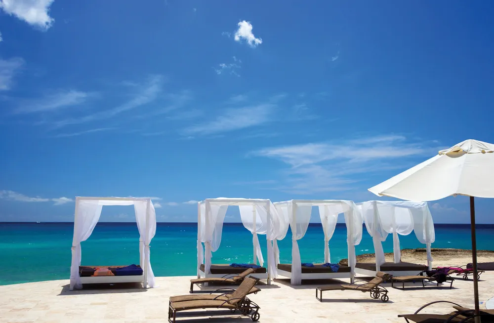 La plage à Punta Cana | iStockphoto.com/ Andrea Carpedi