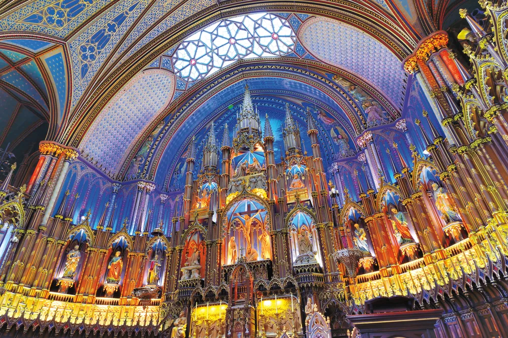 La Basilique de Notre-Dame à Montréal
© iStockphoto - weifang